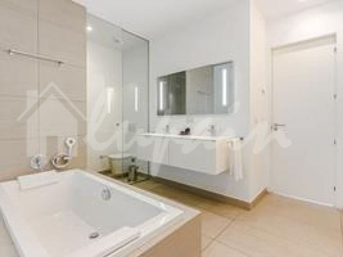 Image No.33-2 Bed Apartment for sale