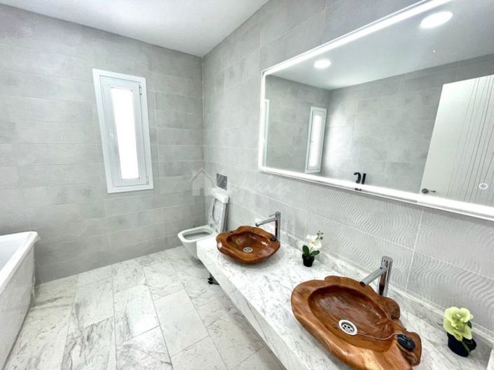 Image No.29-Villa de 3 chambres à vendre à San Eugenio