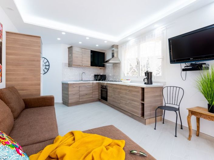 Image No.13-2 Bed Apartment for sale