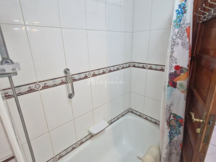 Image No.5-Studio for sale