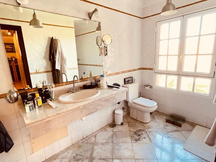 Image No.30-Villa de 4 chambres à vendre à Chayofa