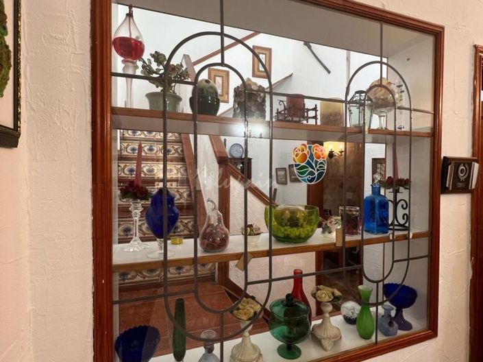 Image No.24-3 Bed Country House for sale