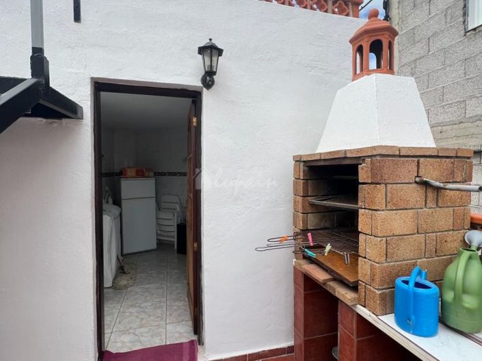 Image No.28-3 Bed Country House for sale