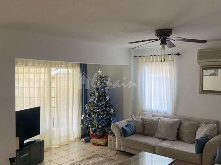 Image No.5-4 Bed Townhouse for sale