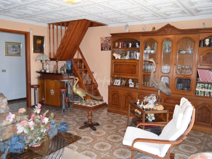 Image No.8-Villa de 4 chambres à vendre à Buzanada