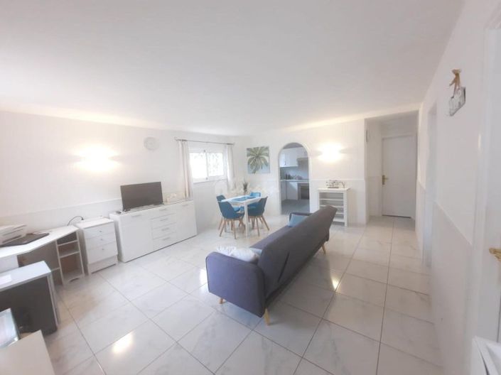 Image No.7-Villa de 4 chambres à vendre à Chayofa