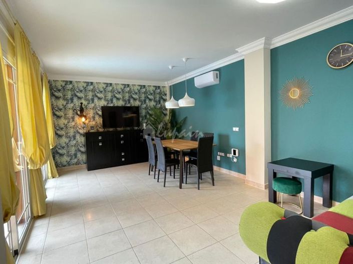 Image No.10-4 Bed Villa for sale