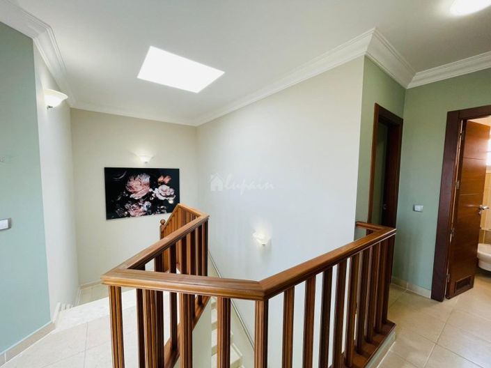 Image No.34-4 Bed Villa for sale