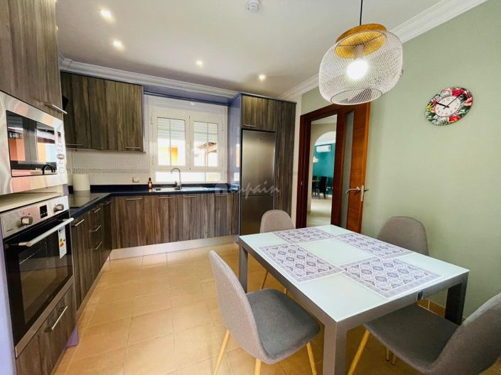 Image No.8-4 Bed Villa for sale