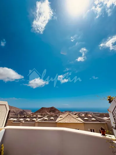 Image No.2-Maison de ville de 3 chambres à vendre à Chayofa