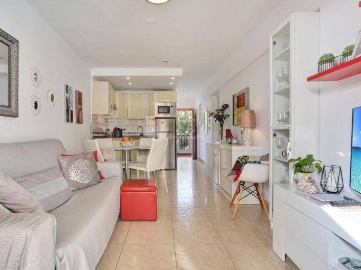 Image No.10-1 Bed Apartment for sale