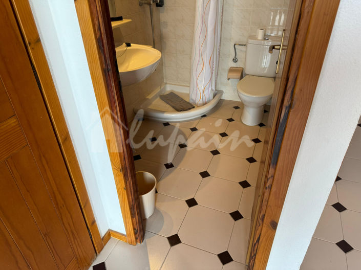 Image No.37-2 Bed Apartment for sale