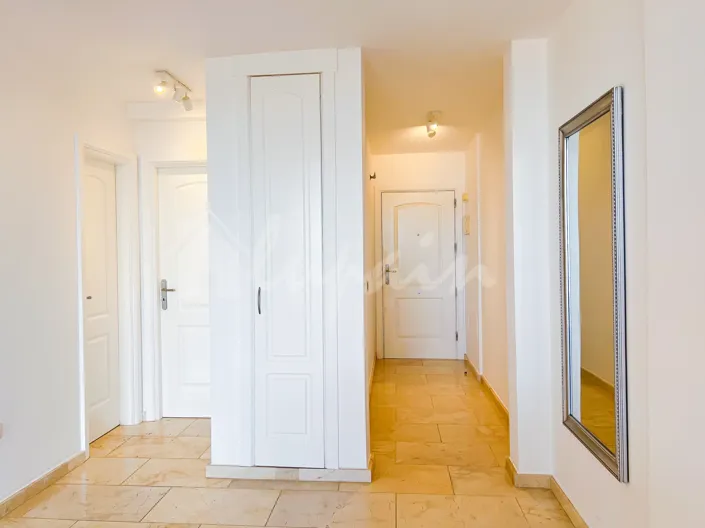 Image No.25-1 Bed Apartment for sale