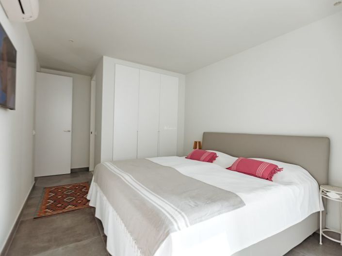 Image No.20-4 Bed Villa for sale