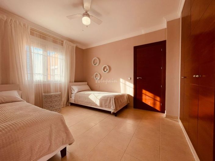 Image No.26-Villa de 4 chambres à vendre à Los Cristianos