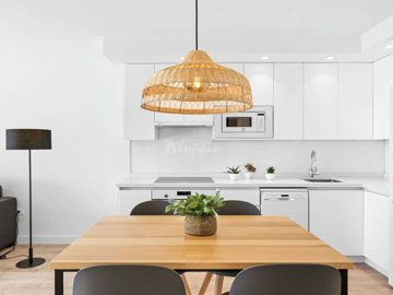 651247387apartment15