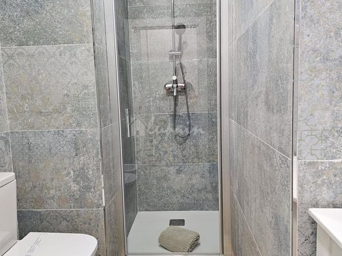 Image No.20-2 Bed Apartment for sale