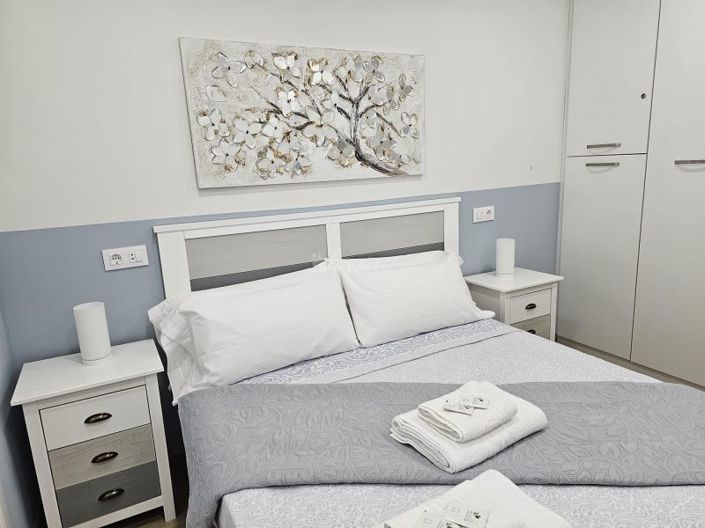 Image No.26-2 Bed Apartment for sale