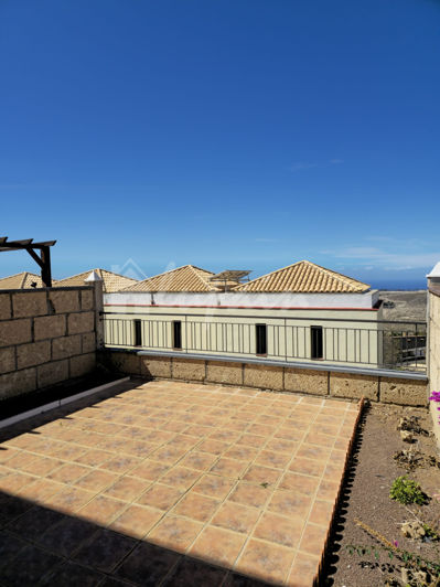 Image No.5-3 Bed Townhouse for sale