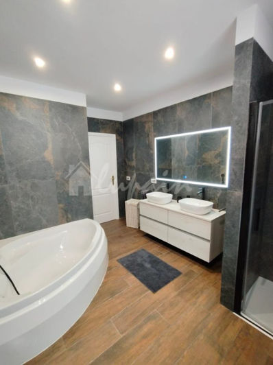 Image No.1-3 Bed Villa for sale