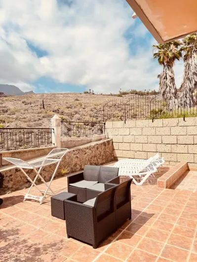 Image No.12-3 Bed Townhouse for sale