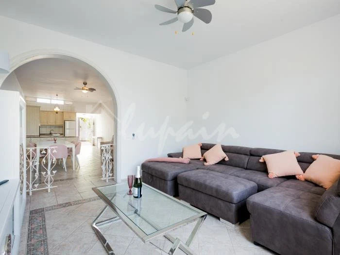 Image No.12-3 Bed Apartment for sale