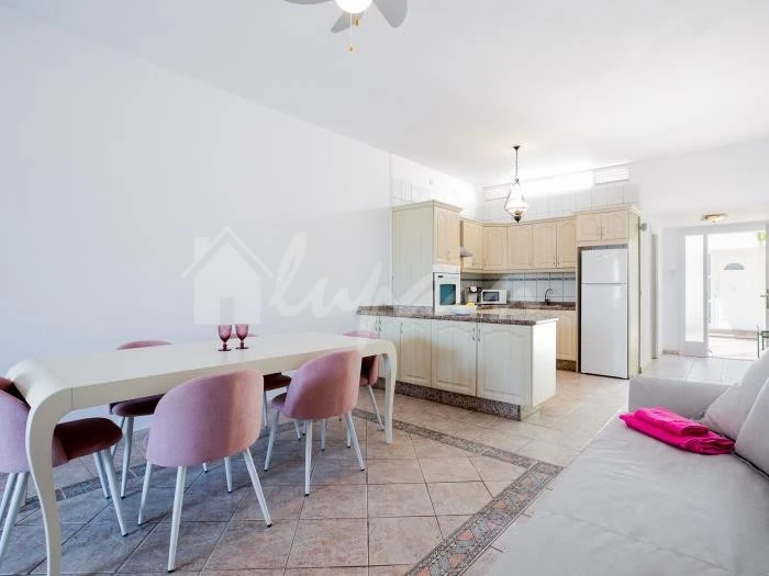 Image No.17-3 Bed Apartment for sale