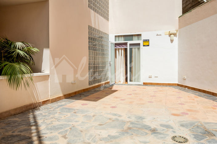 Image No.13-Studio for sale