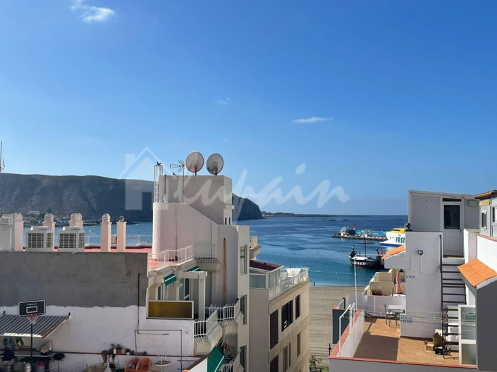 Image No.1-5 Bed Commercial for sale