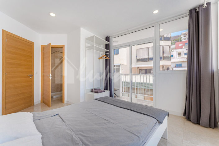 Image No.16-5 Bed Commercial for sale