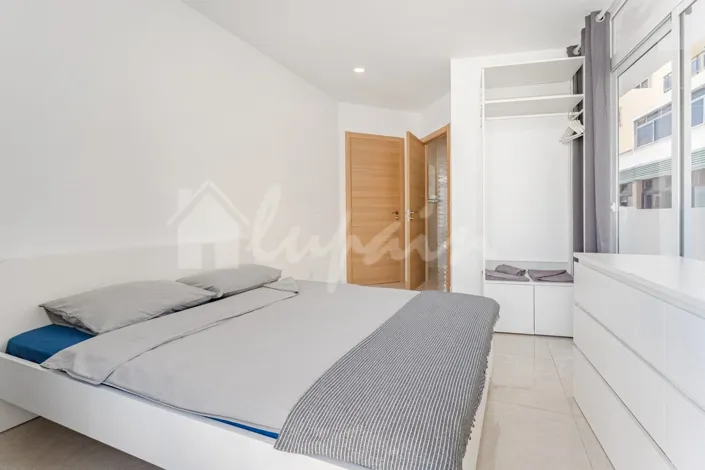 Image No.21-Commercial de 5 chambres à vendre à Los Cristianos