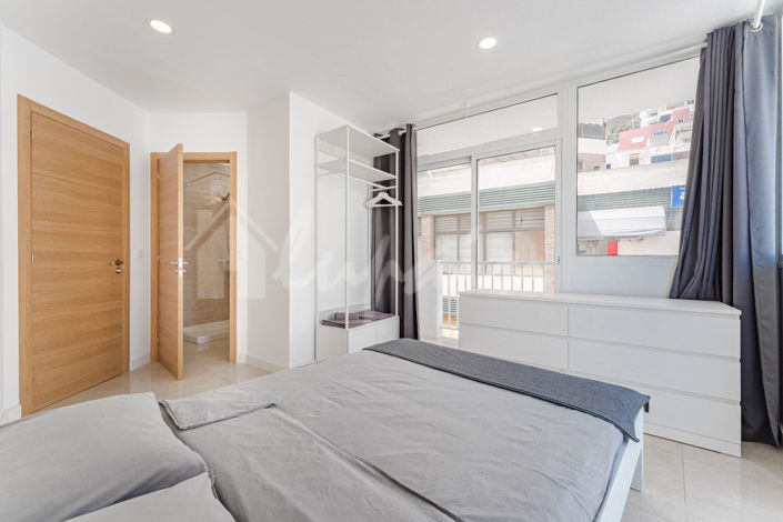 Image No.23-5 Bed Commercial for sale