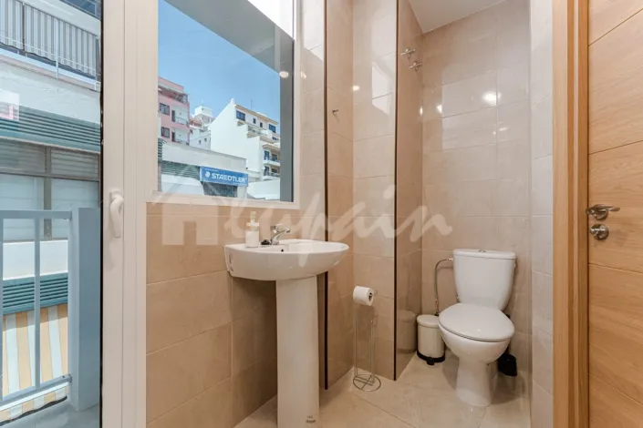 Image No.27-Commercial de 5 chambres à vendre à Los Cristianos