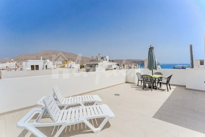 Image No.3-Commercial de 5 chambres à vendre à Los Cristianos