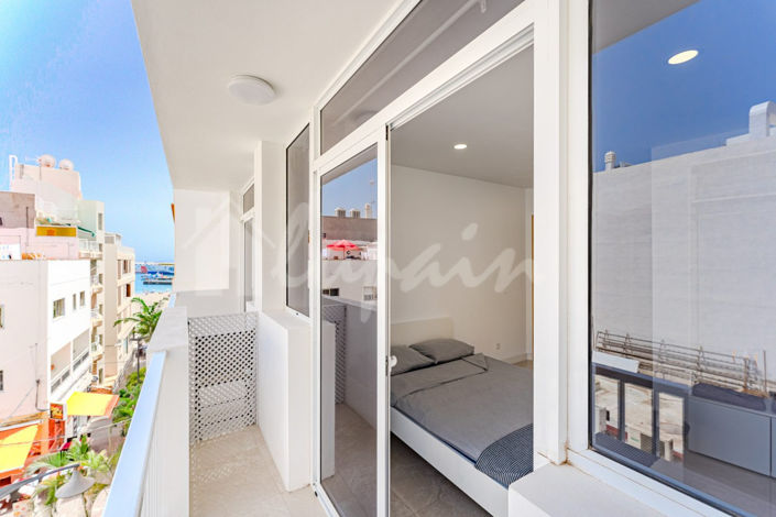 Image No.32-5 Bed Commercial for sale