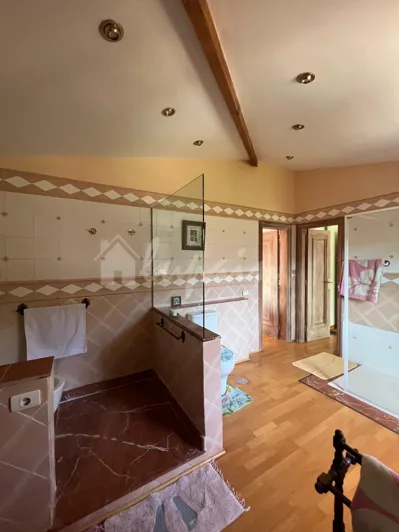 Image No.36-4 Bed Country House for sale