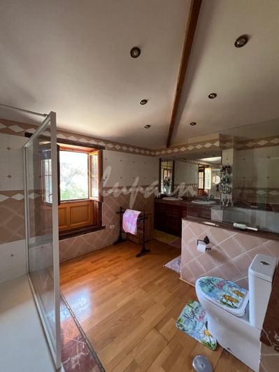 Image No.36-4 Bed Country House for sale