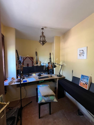 Image No.38-4 Bed Country House for sale