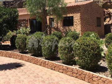 original2b0c6abc-6322-42dc-96f6-f7902793f6fd6