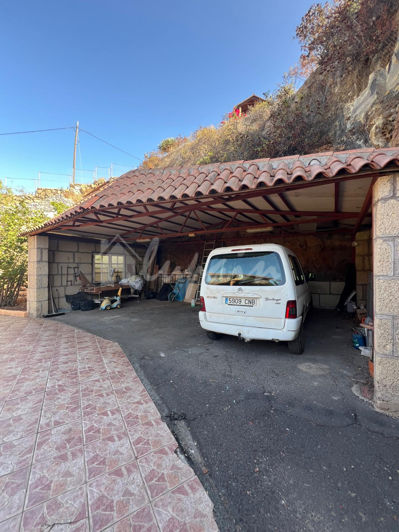 Image No.41-4 Bed Country House for sale