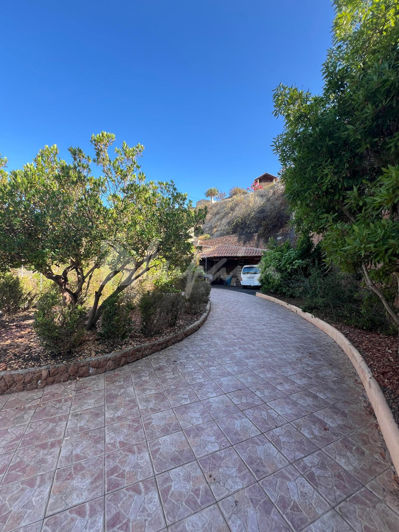 Image No.47-4 Bed Country House for sale