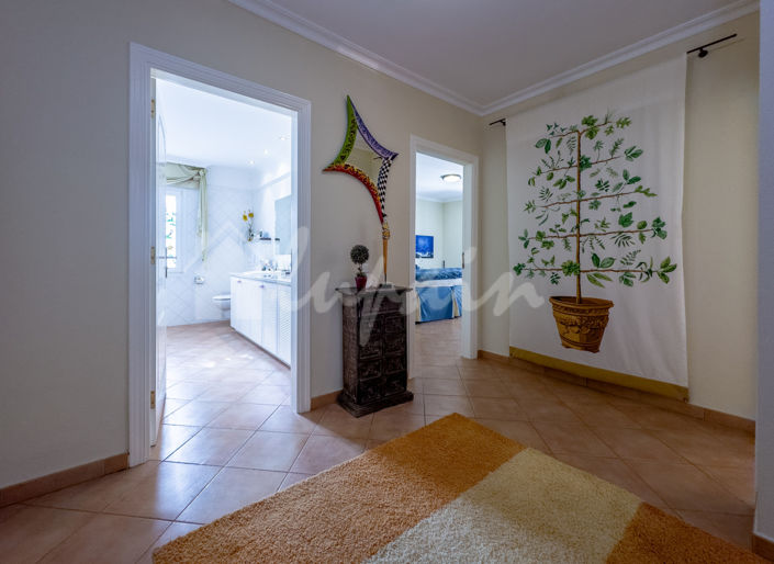 Image No.20-3 Bed Villa for sale