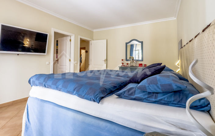 Image No.25-3 Bed Villa for sale