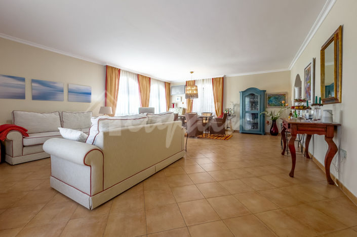 Image No.7-3 Bed Villa for sale