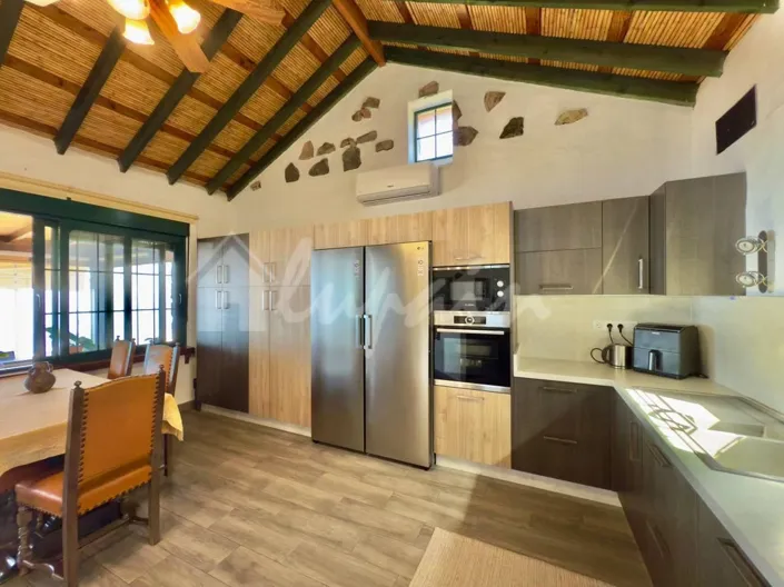 Image No.20-3 Bed Villa for sale