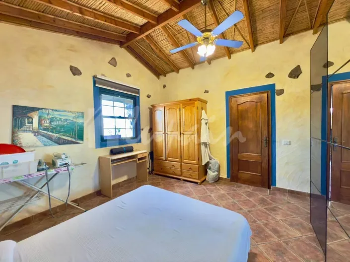 Image No.24-3 Bed Villa for sale