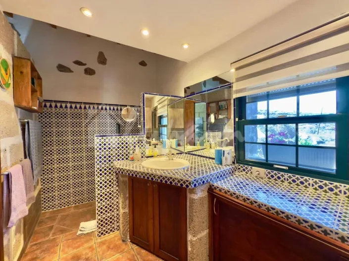 Image No.27-3 Bed Villa for sale