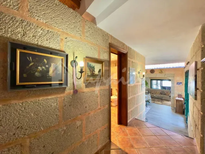 Image No.28-3 Bed Villa for sale