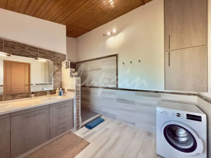 Image No.35-3 Bed Villa for sale