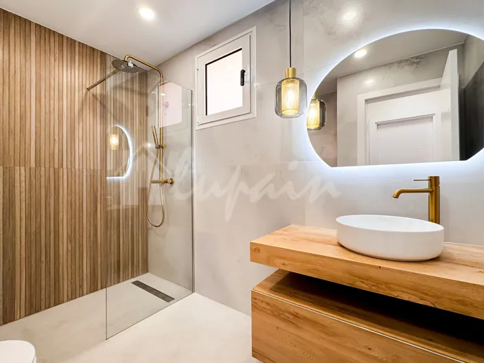 Image No.20-Appartement de 1 chambre à vendre à San Eugenio